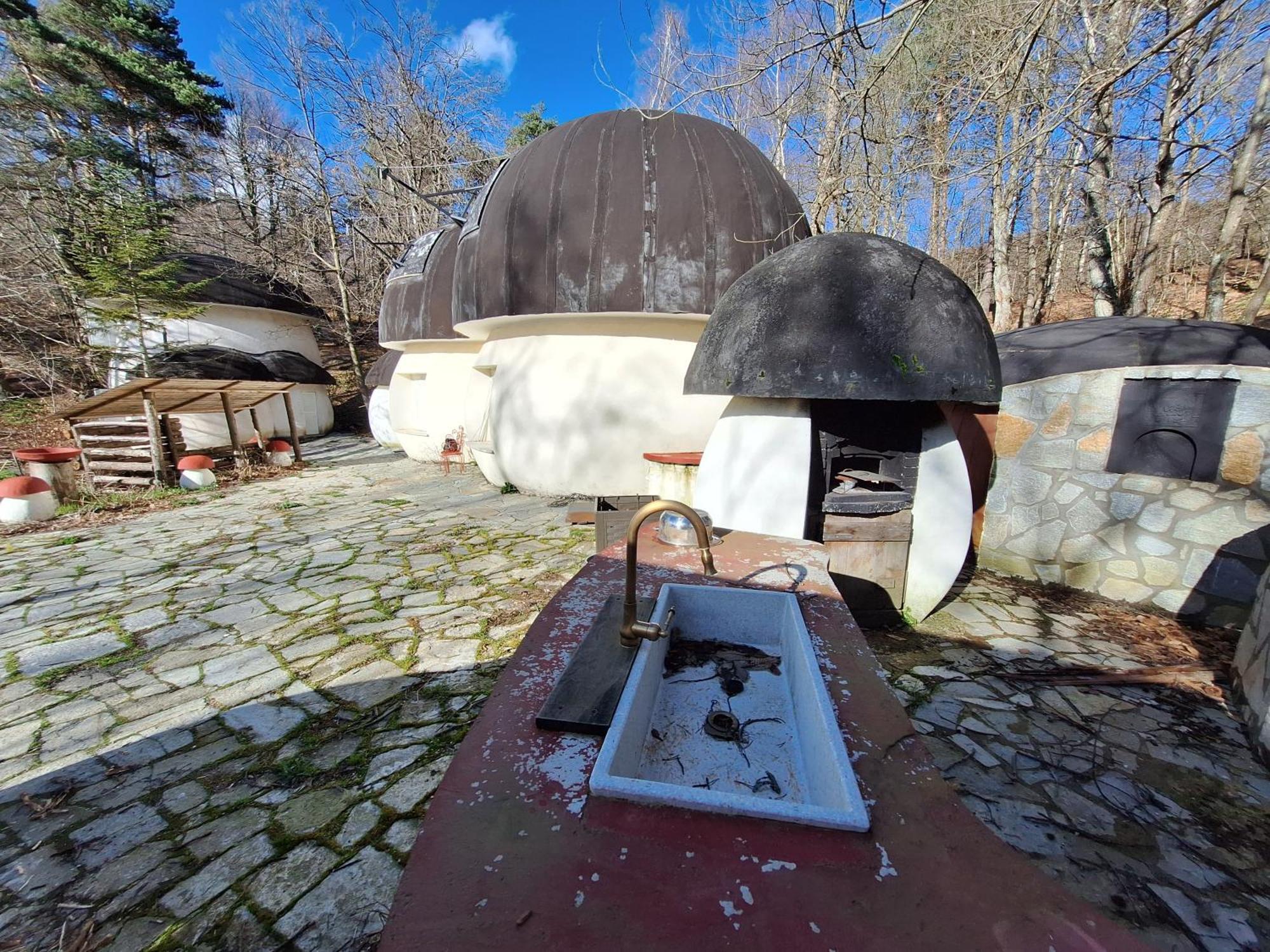 Il Villaggio Dei Puffi Bardineto Kültér fotó